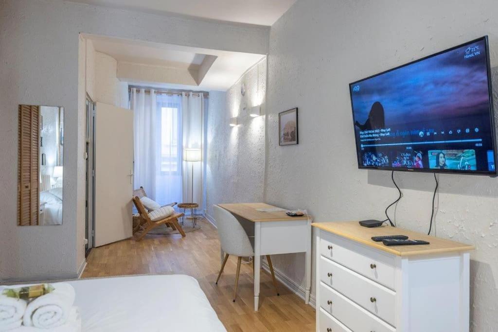 Appartement Cosy Dans Les Rues Pietonnes Grenoble Bagian luar foto